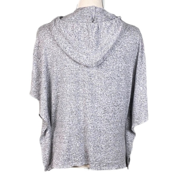 JUICY COUTURE heather grey butterfly, hooded top with rhinestone trim. XS. EUC - Picture 6 of 11